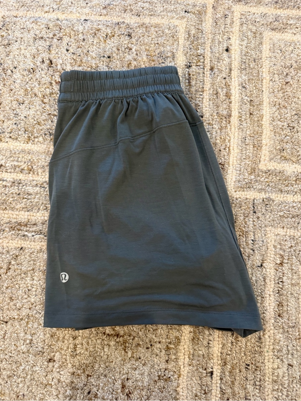 lululemon athletica women’s grey Performance Shorts
